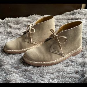 Clark’s Desert Boot Sand/Pink